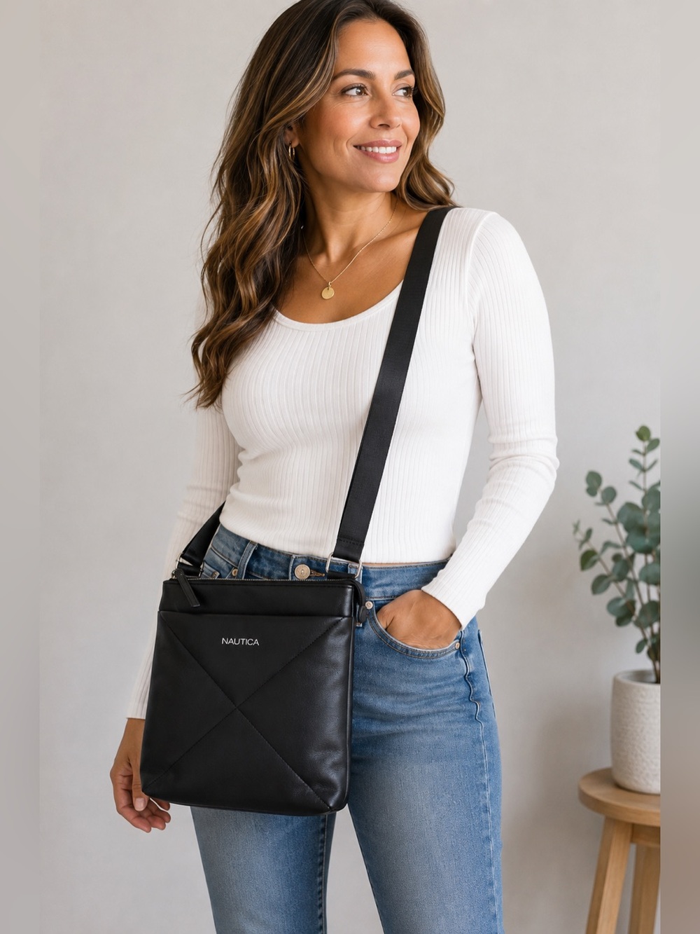 Nautica Black Crossbody Bag Adjustable Strap Faux Leather Everyday Purse